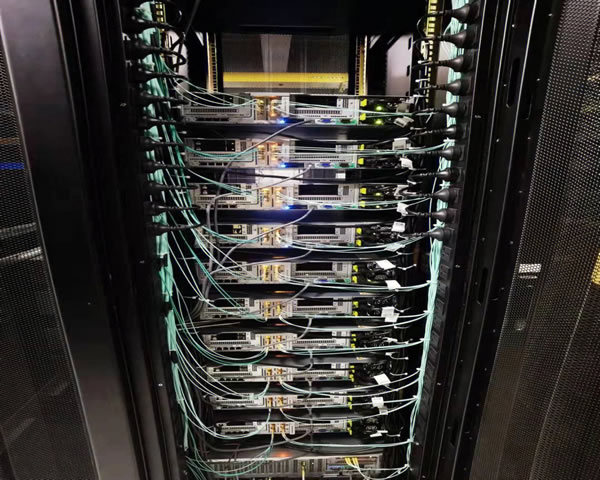 新加坡服务器默认端口设置与安全性分析